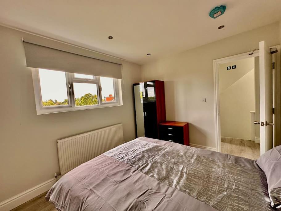 5 Bed Property In Se12 Londres Extérieur photo